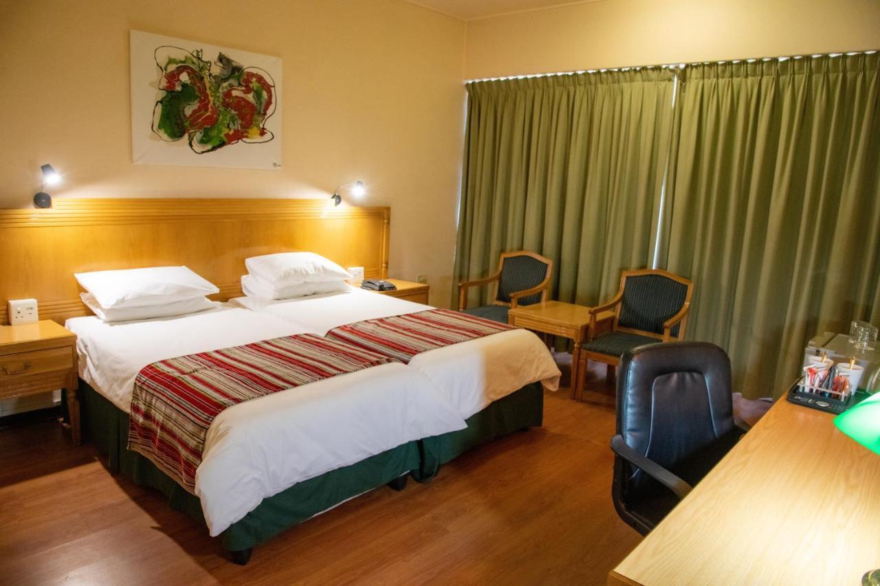 BON Hotel Bloemfontein Central Buitenkant foto