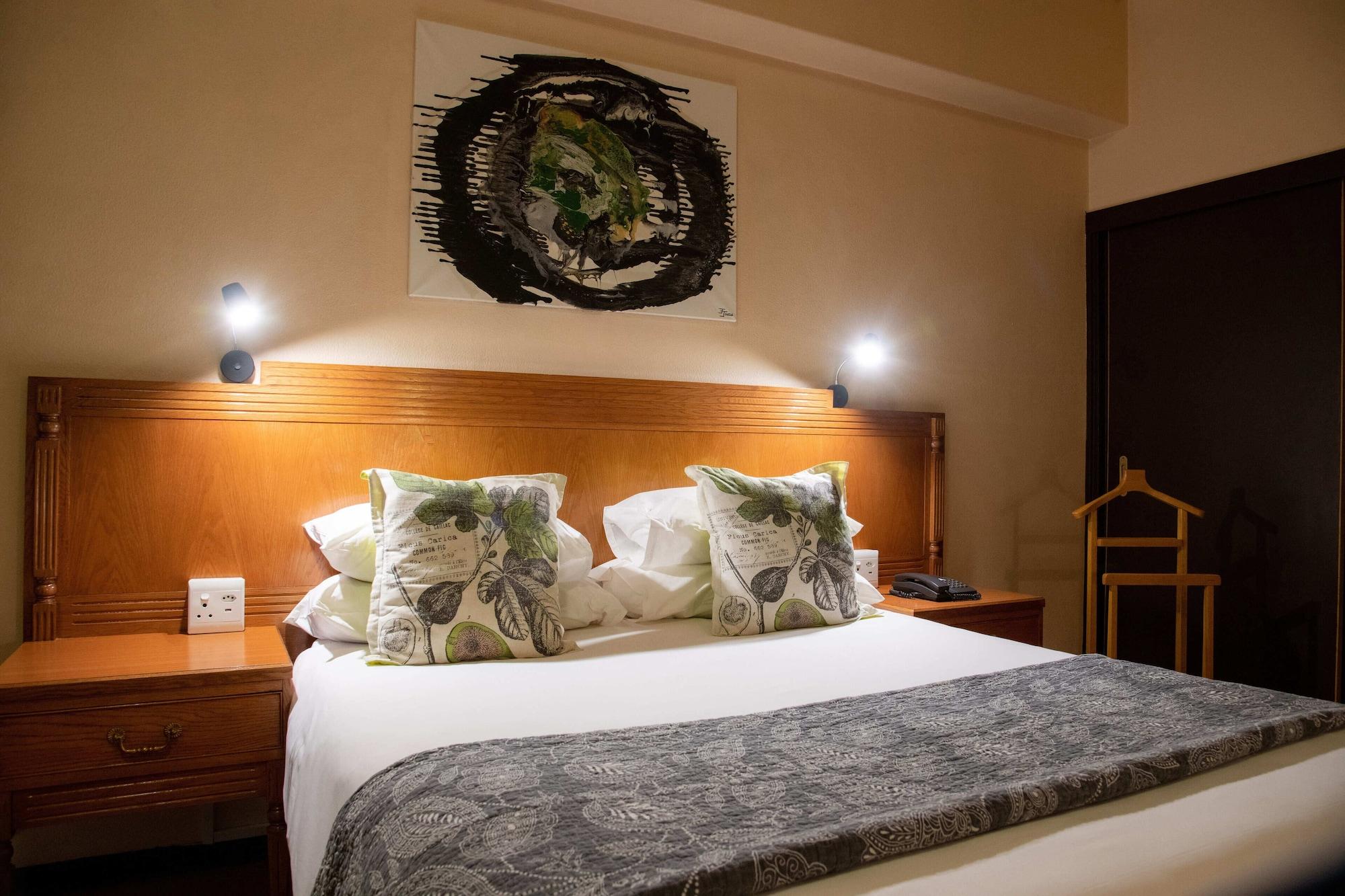 BON Hotel Bloemfontein Central Buitenkant foto